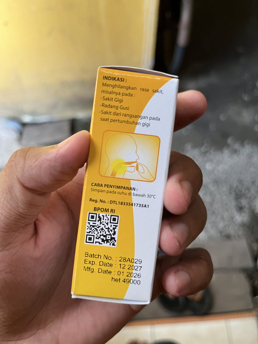 N A N D O tweet media