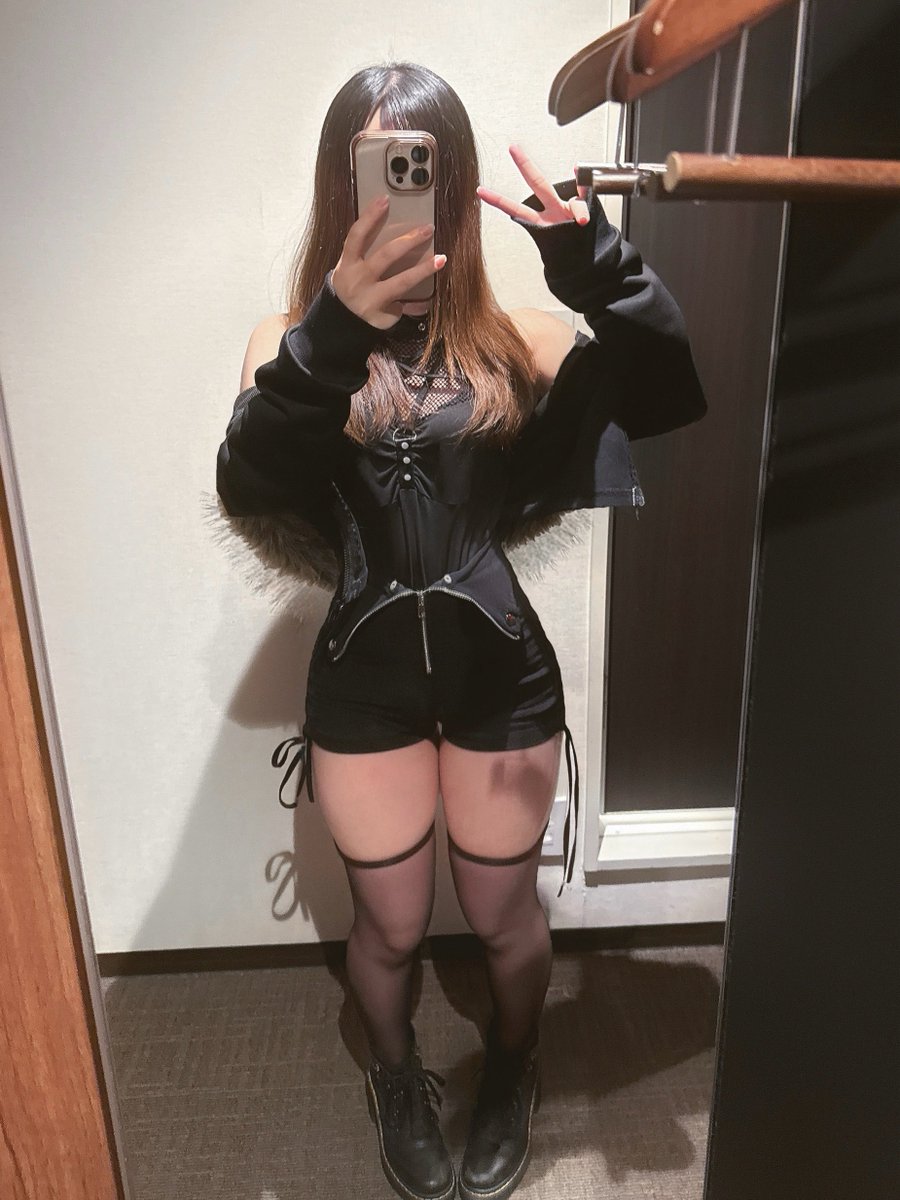 天然水 tweet media