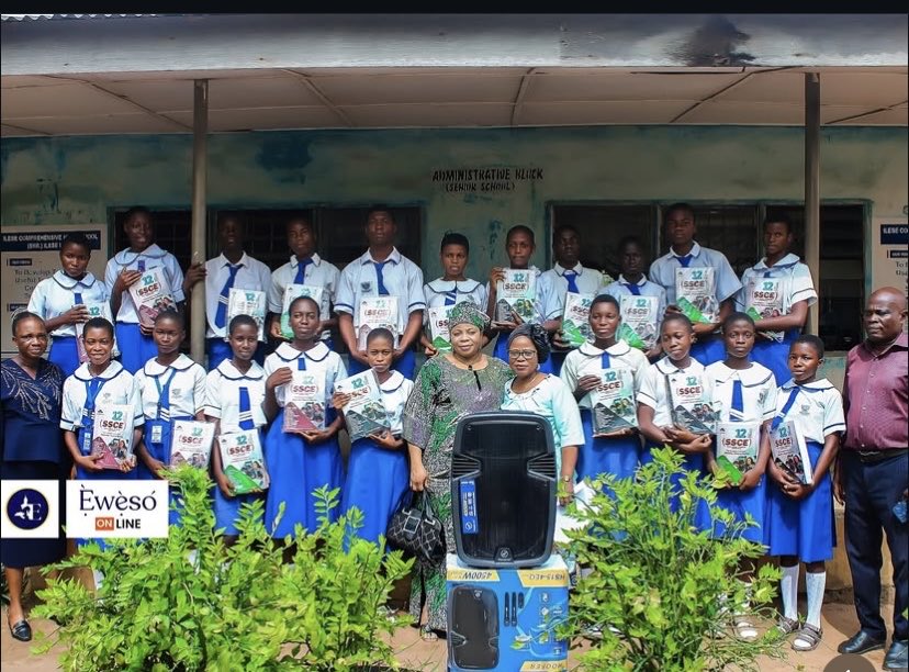 TheSkill_In's tweet photo. Our recent project was one close to our hearts donating past questions, Mathematics and English textbooks to selected schools in Mushin, and also equipping a school in Ogun State with a public address system and past questions. https://t.co/kKj2AGtRtd