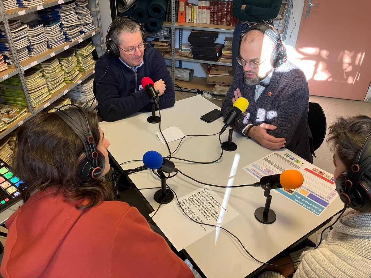 CFeucheres's tweet photo. 🎙️ Lancement de Radio Micro-Ondes ! 🎧
https://t.co/4g58OuDiGt
💡 L’objectif ? Donner la parole aux élèves, valoriser leurs idées et créer un lieu d’échanges convivial et dynamique.

@acmontpellier @Dsden30 @DRAIO_OCCITANIE @Gard @nimes https://t.co/0G3PCUqpjK