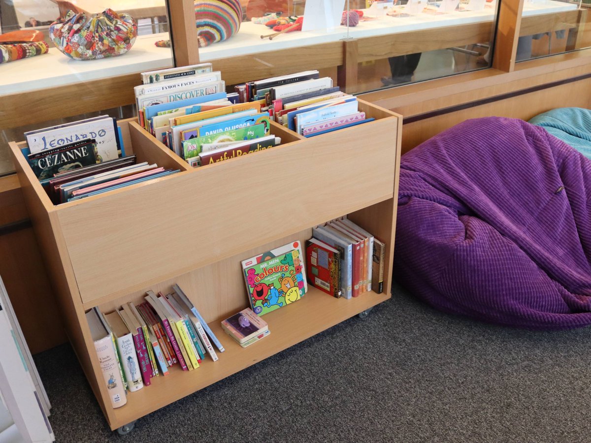 newartgallery's tweet photo. Have you visited our Art Library yet? 📚

Recently reopened, the Art Library at The New Art Gallery Walsall has been refreshed to enhance comfort and sustainability. 

Art Library opening times:

⏰ Tuesday – Friday | 10am – 4pm
✅ Free to use https://t.co/RWrCAADsag