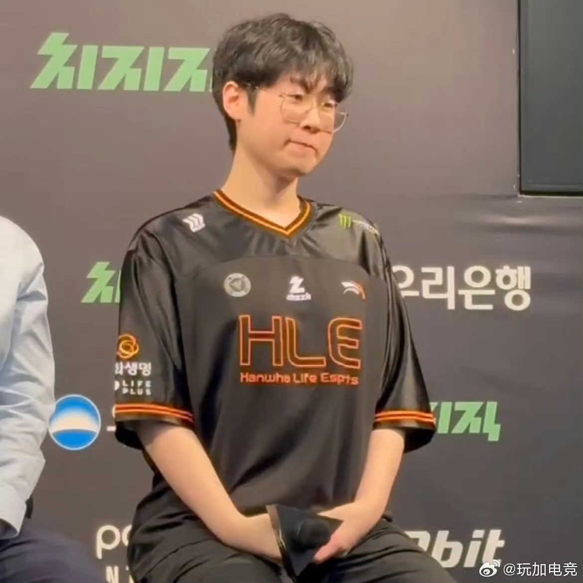 무웅¹⁰ tweet media