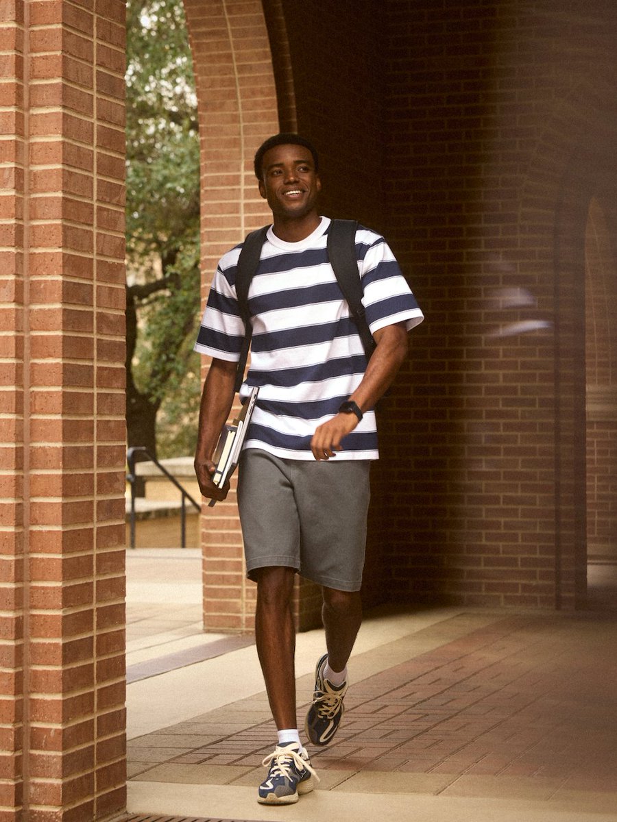 Champs Sports tweet media