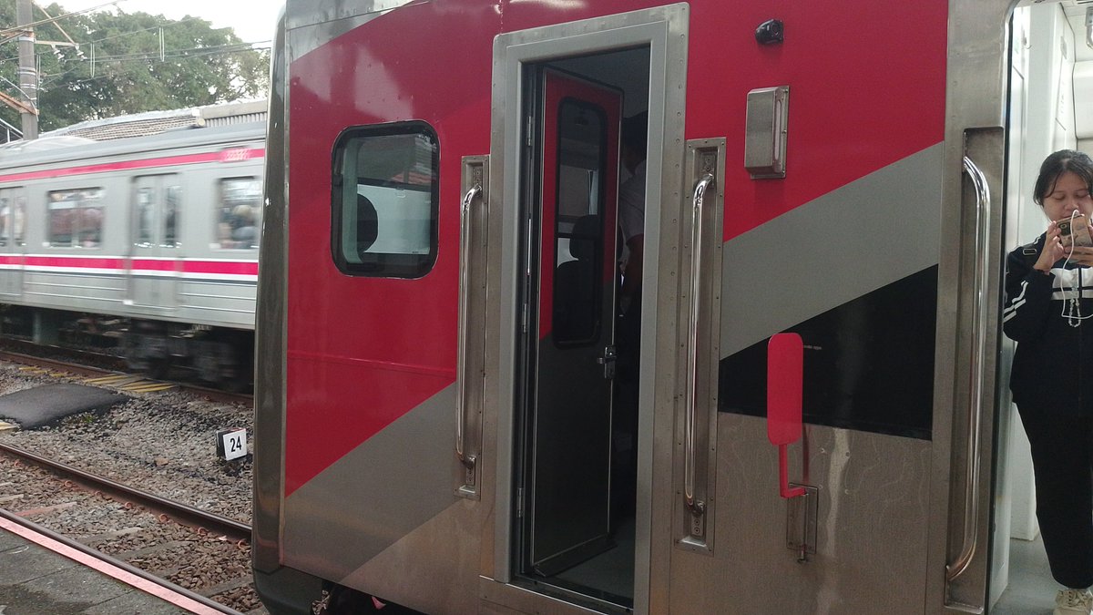 デスタサトリア（◠ڼ◠）🇮🇩🇺🇦🇵🇸🍉🌹 tweet media