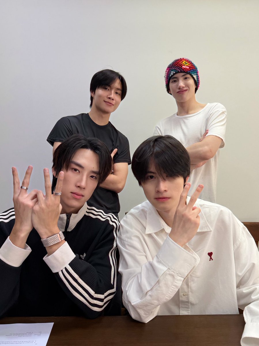 BUS because of you i shine tweet media