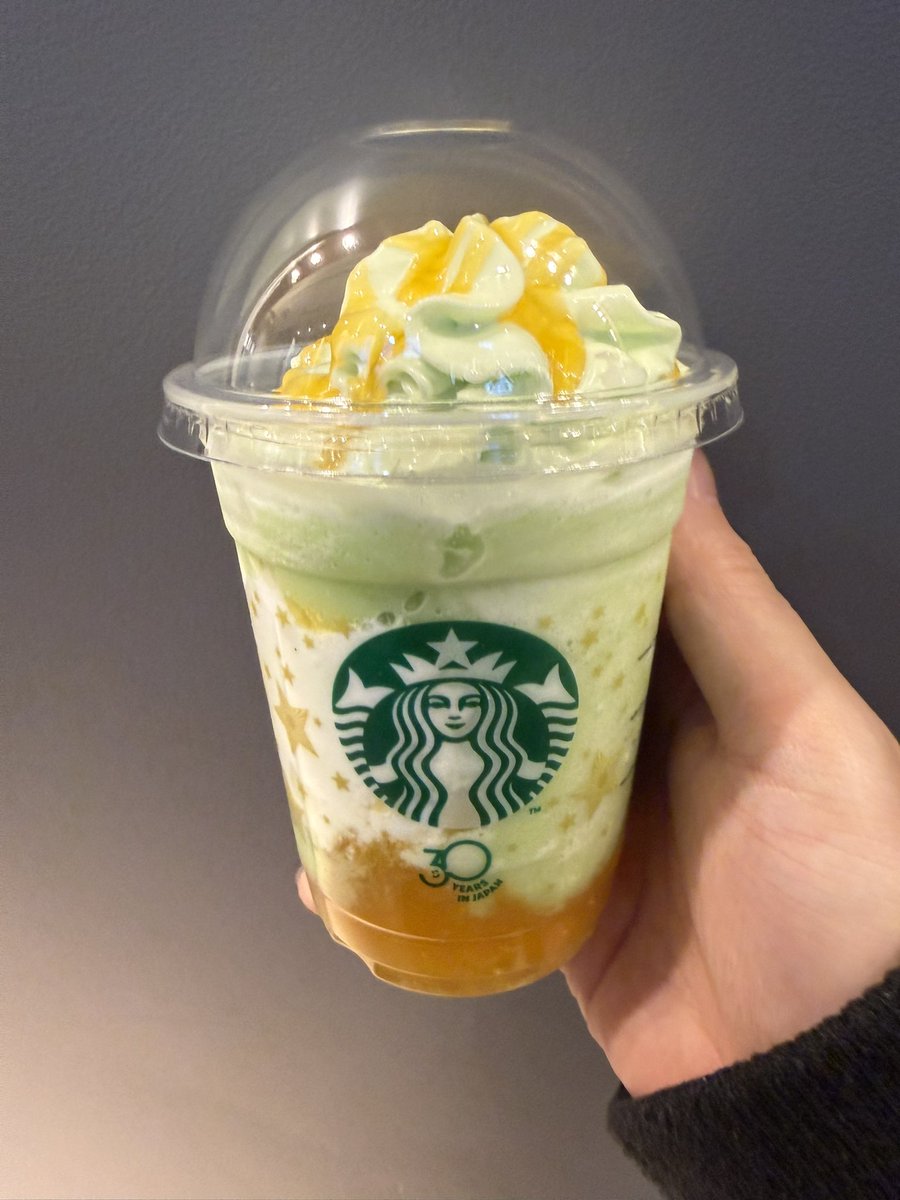 スタバのメロン、期待通り美味すぎる😋🍈 毎日飲みたい