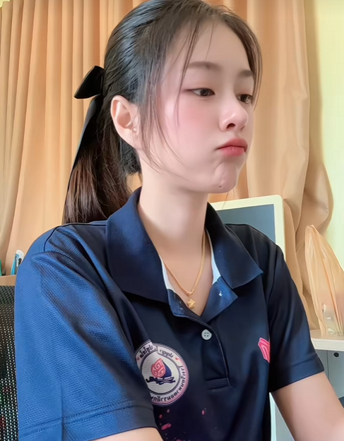 AkashMuthal19's tweet photo. อย่าห้าวเบิดอายุเด้อ 🥹 https://t.co/tiIY1MHSNH