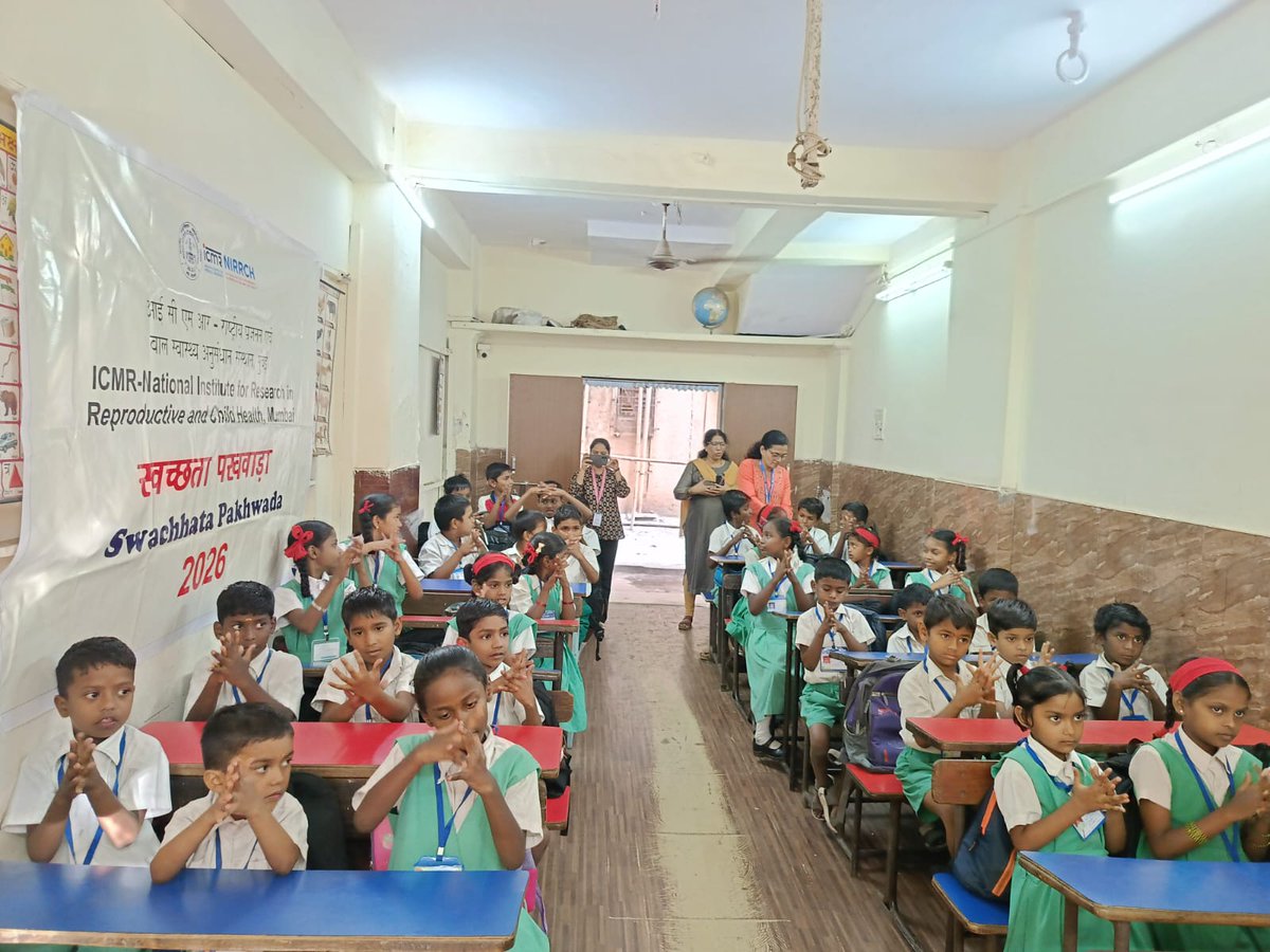 icmrnirwoh's tweet photo. On occasion of #WorldHealthDay &amp; as a part of #SwachhataPakhawada our Child Health Clinic conducted an interactive health education session on cleanliness, healthy food &amp; exercise at Ahilya Primary School, Kalachowki. Educational material were distributed for motivating the kids. https://t.co/Me8Ex8Omox