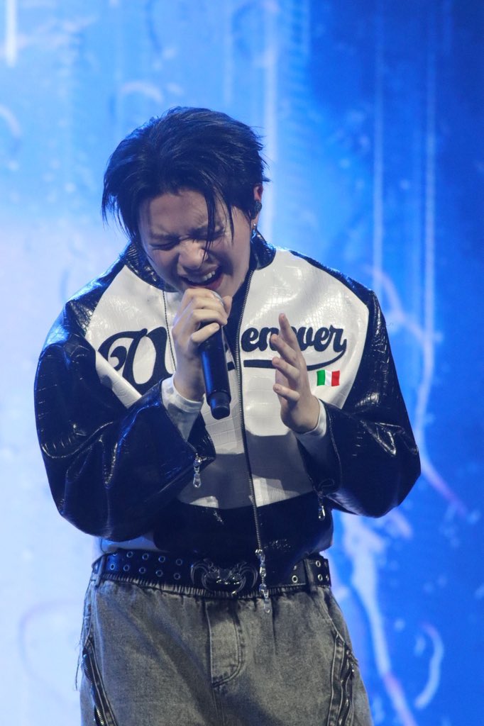 JeffSatur_Italy | Anna tweet media