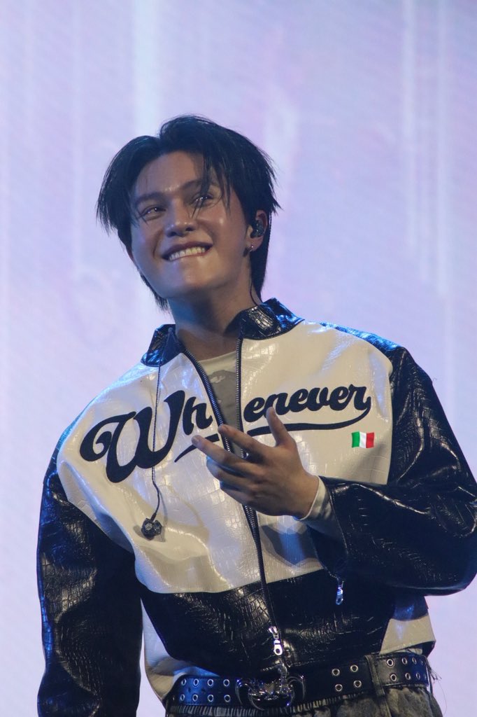 JeffSatur_Italy | Anna tweet media