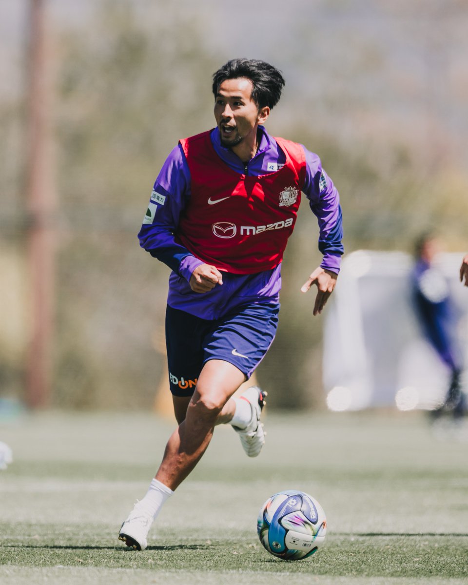 𝑯𝑬𝑨𝑫 𝑼𝑷. 顔を上げて。 #sanfrecce #NEWVIOLET #VIOLETAPRIL