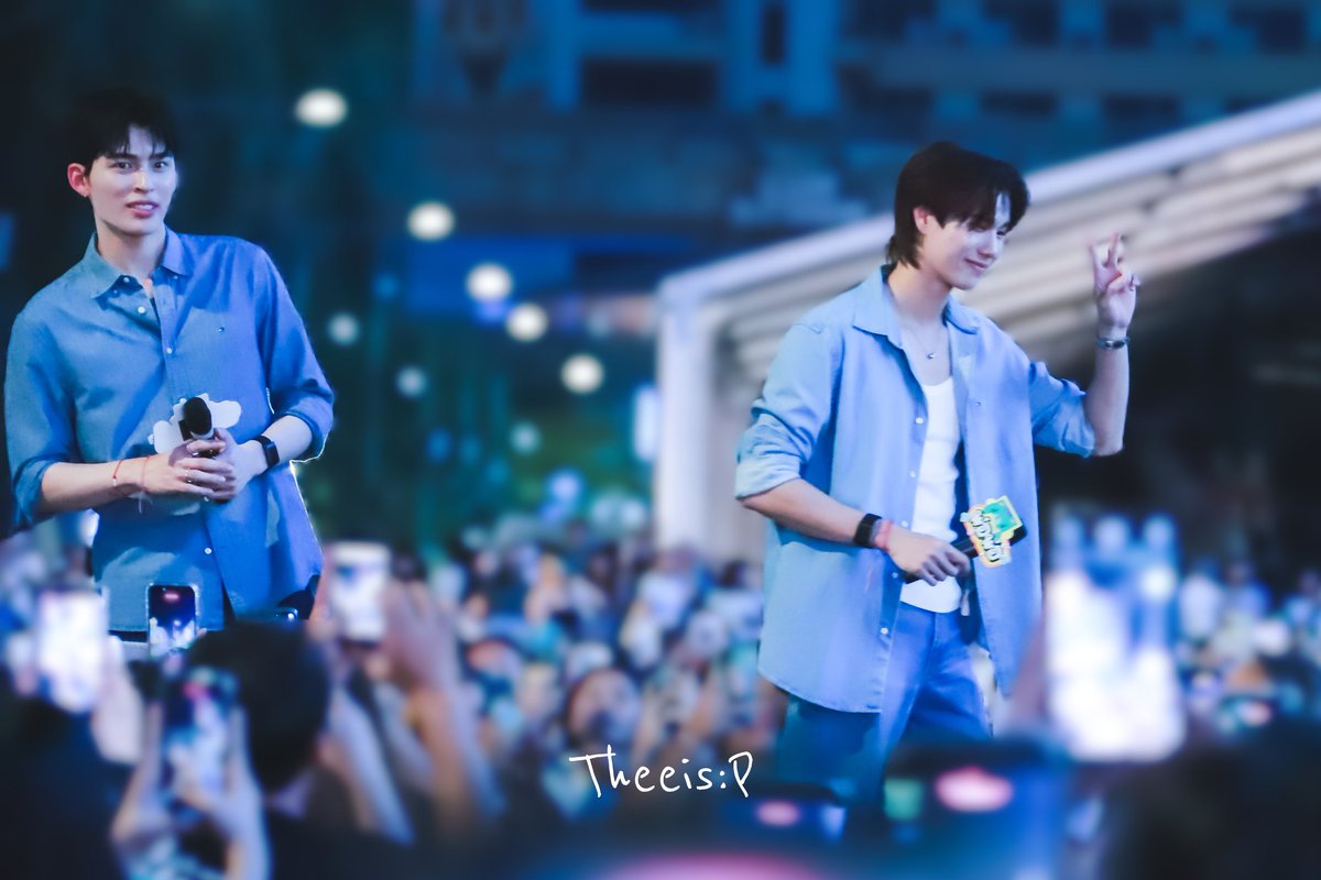 Theeis:P🖥🍑 tweet media