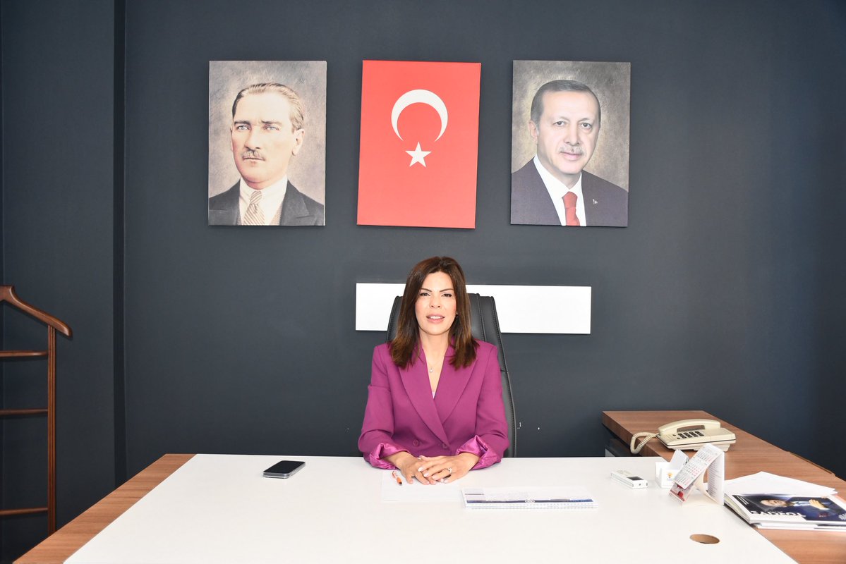 Akpartialanya07 tweet media