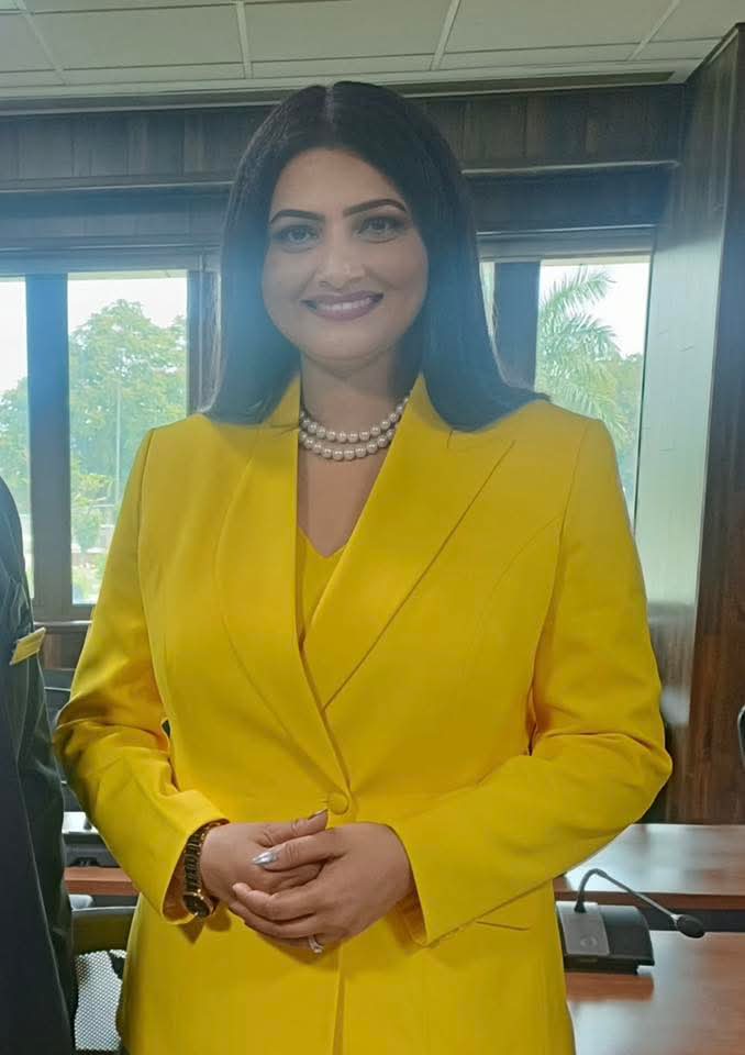 <a href="/chitraaum/">Chitra Tripathi</a> अच्छी बात है कुछ खुश तो हो रहे हैं 
वो आपकी हीं। महफिल सजा रहे हैं 
झूठे सही परआपकी चर्चे दिखा रहे हैं 
आपके नाम पर  कुछ पैसे कमा रहे हैं 
इसीलिए तो कहता हूं मैं 🙂
जलती रहे सदा दिव्य ज्योति 
लुटाती रहें अपने कर्मो से मोती 
जय हो आपकी 🌹
सादर नमस्ते 🙏