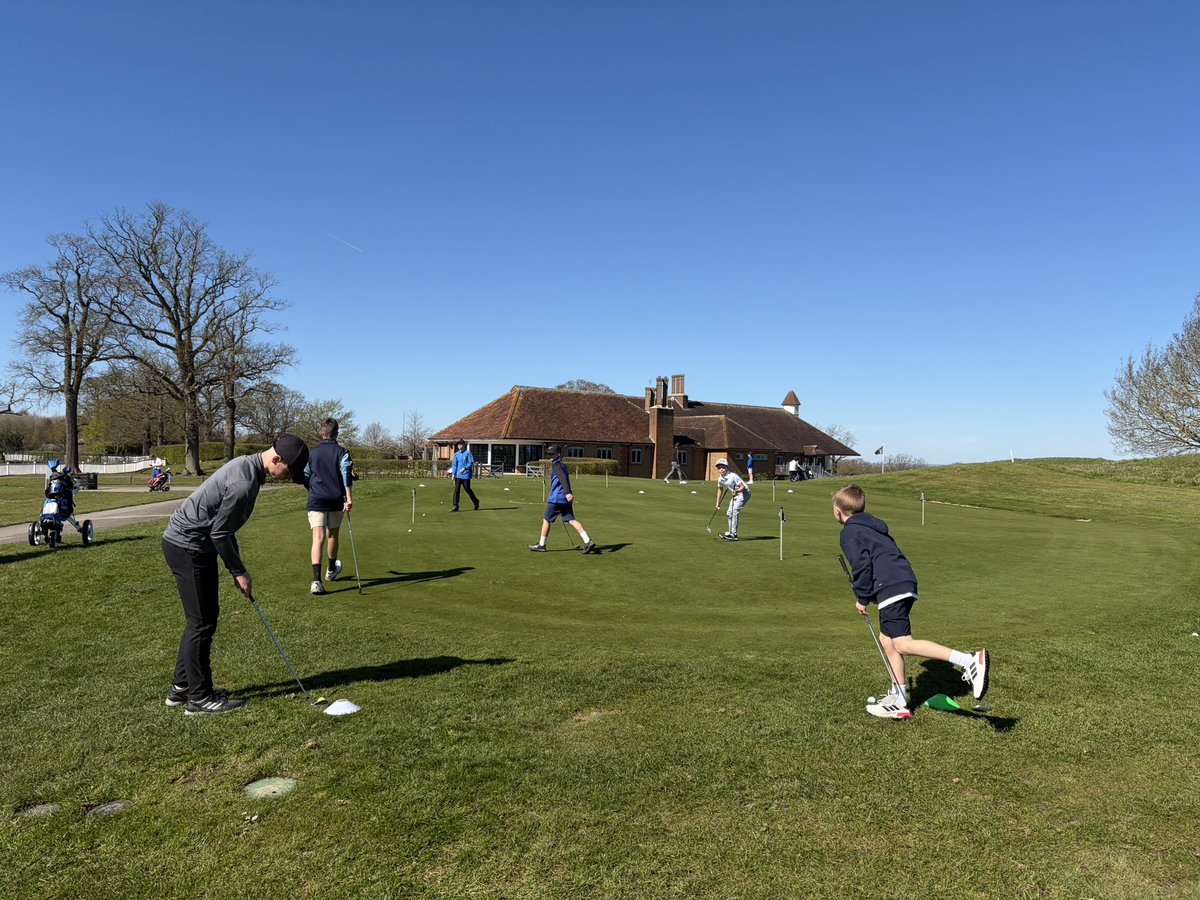 Nick Olson Golf Academy tweet media