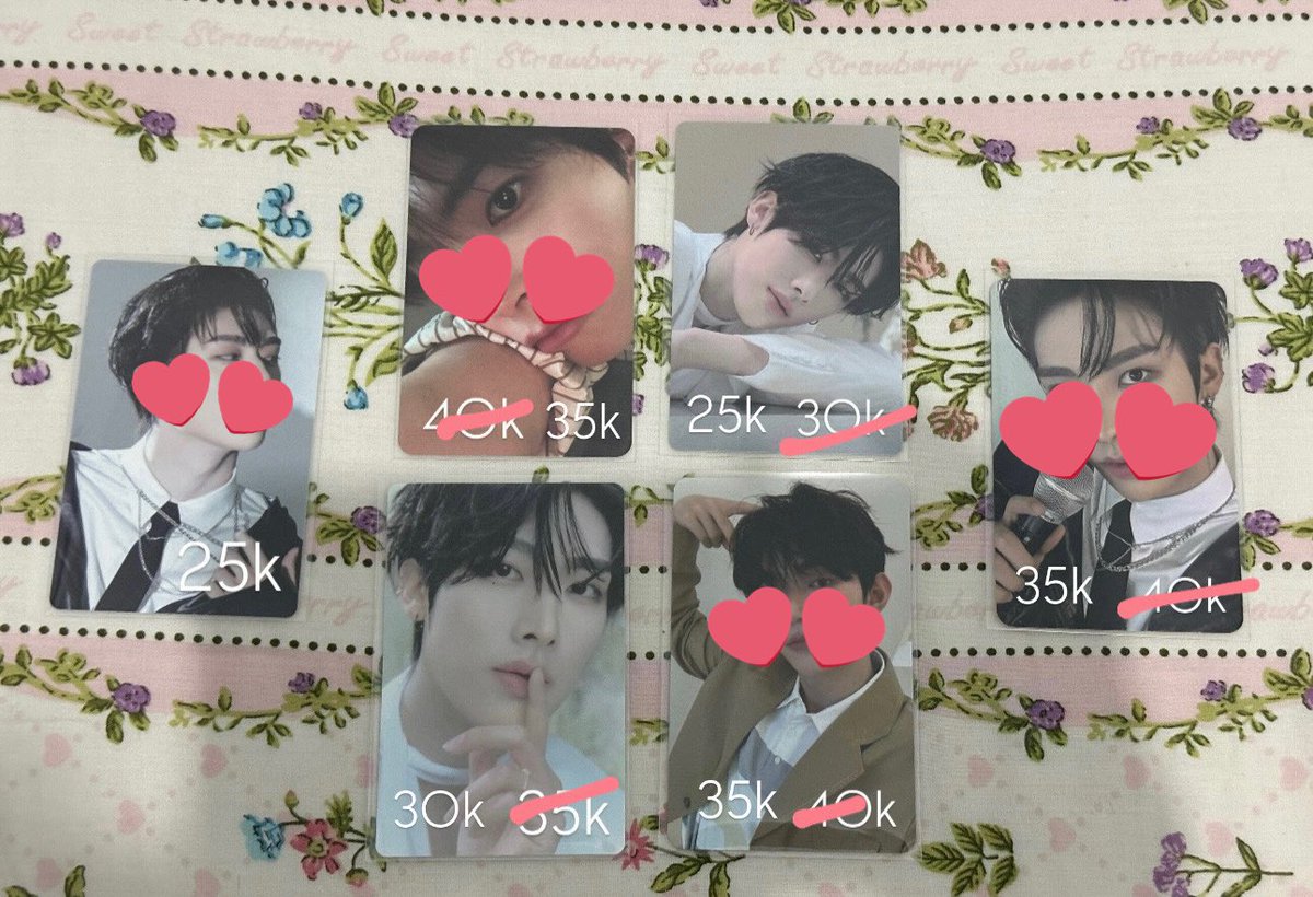 thialovesrinini's tweet photo. Wts / want to sell , ricky blupa , gyuvin yits
, taerae digipack. Take all 120k ( negotiable yaa yuk hit dm aku) , aku kasi pc official + freebies nntii https://t.co/yUscQKFUe5