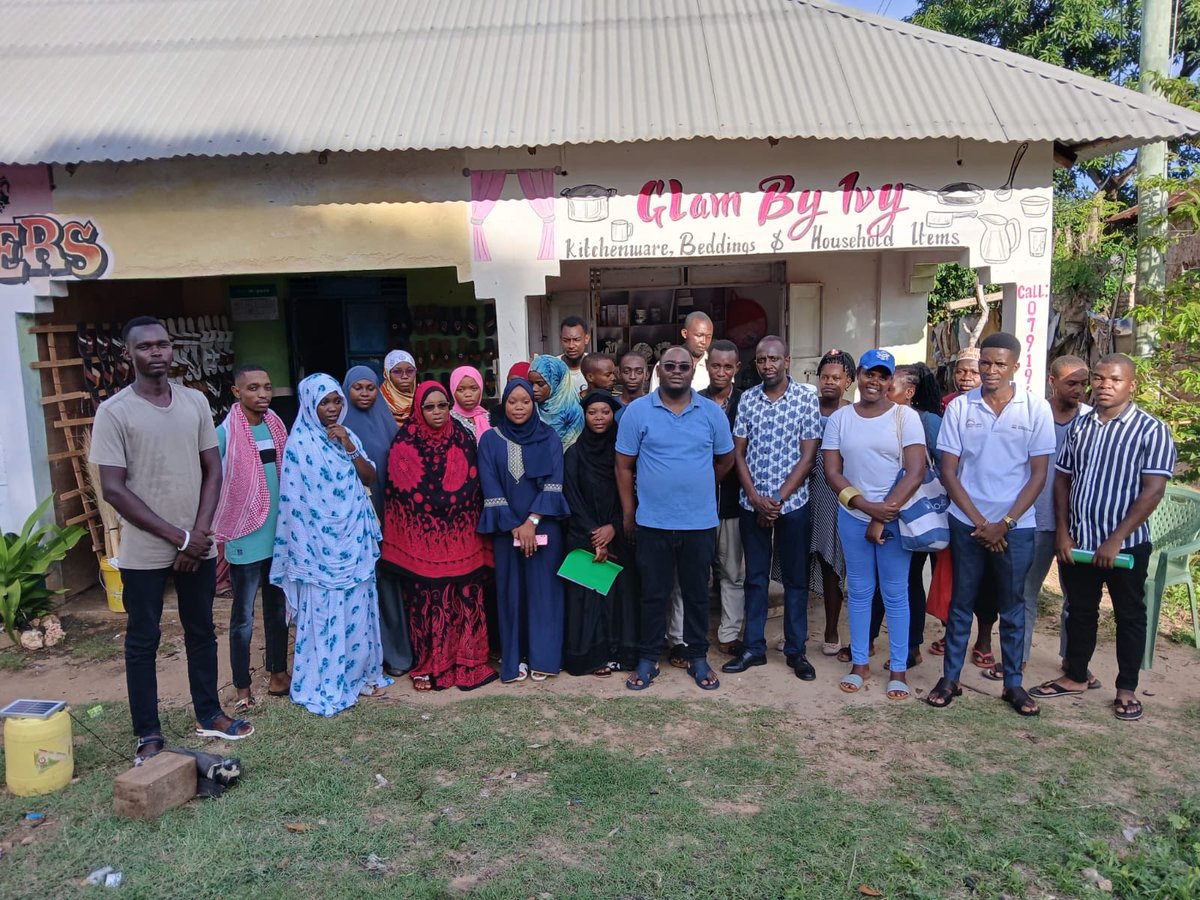 MSEA_Kenya's tweet photo. 📍 Kwale County, Kinondo Ward (Dynamic Retail Hub – Kitchenware, Beddings & Footwear)

The second NYOTA mentorship session in Kinondo Ward brought together young entrepreneurs across retail, tailoring, and agribusiness sectors for an immersive learning experience.

The session was hosted at a busy, vibrant local enterprise dealing in kitchenware, beddings, and shoes. Participants had the opportunity to observe firsthand how a multi-product business operates, learning from the daily practices, strategies, and customer engagement approaches that drive its success.

Mentors led interactive discussions on managing finances, optimizing cash flow, improving customer relations, and developing effective marketing strategies. Emphasis was placed on building resilience, adapting to market demands, and creating value in a competitive environment.

#EmpoweringMSEs
#KuzaImarishaEndelezaVijana 

@NYOTA_Kenya @DrOparanya @SusanAMangeni 
@CoopsandMSMEs @MSMEs_KE @NSSF_KE @nita_kenya @NYC_YouthVoice @SDY_Ke @nea_kenya @moyasa_ke 
@WorldBankKenya