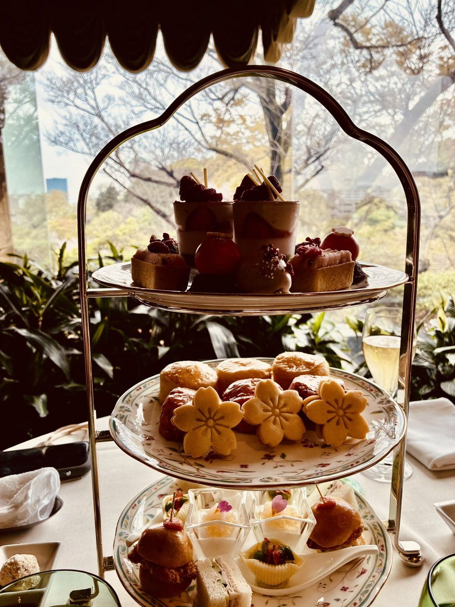 ブチャ tweet media