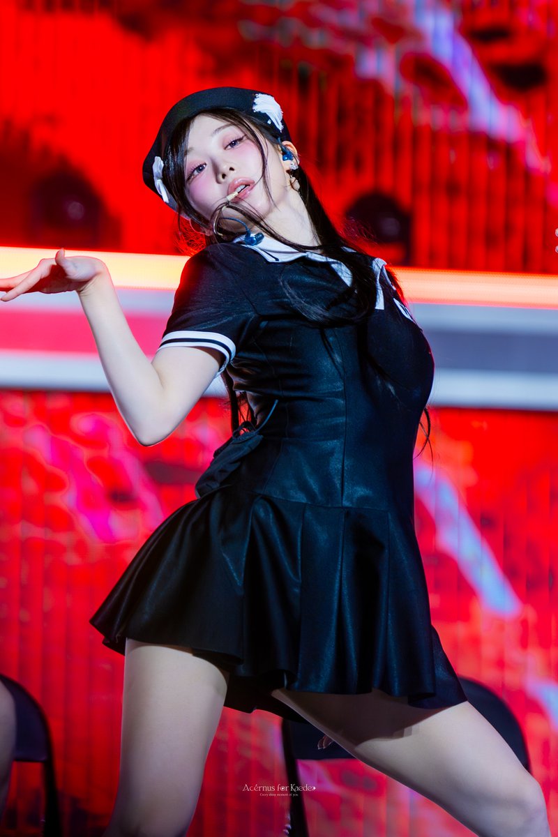 단풍자리 Acérnus tweet media