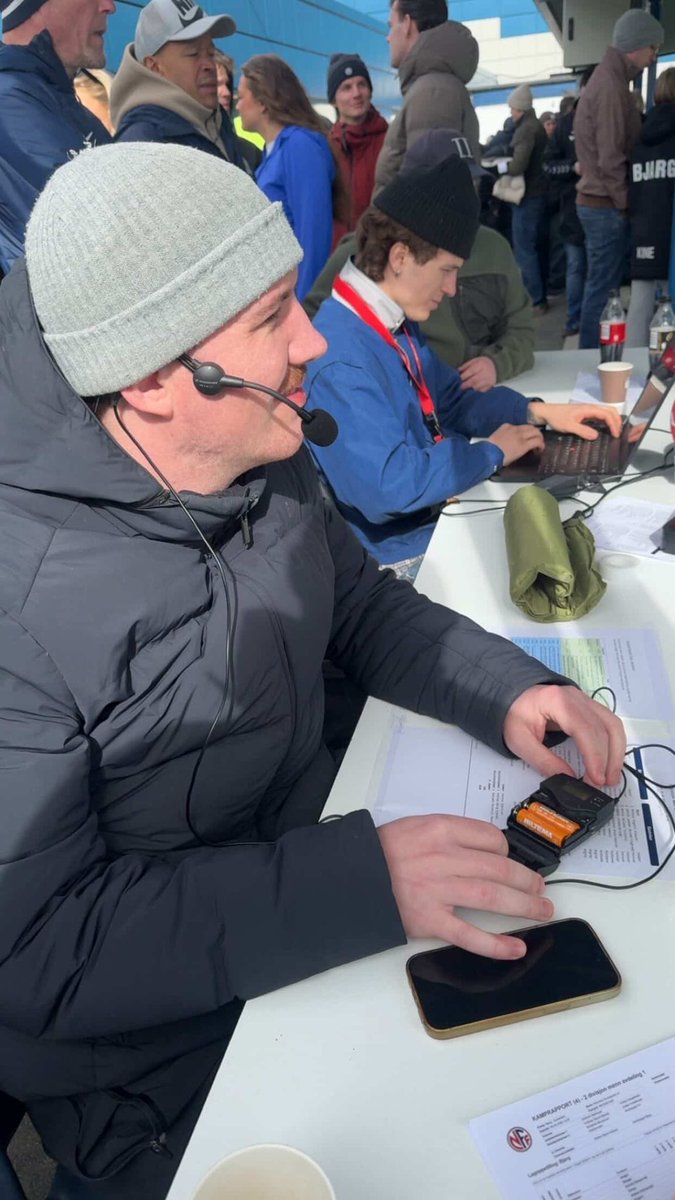 Bruker Godøy hodeplagg i dag? tweet media