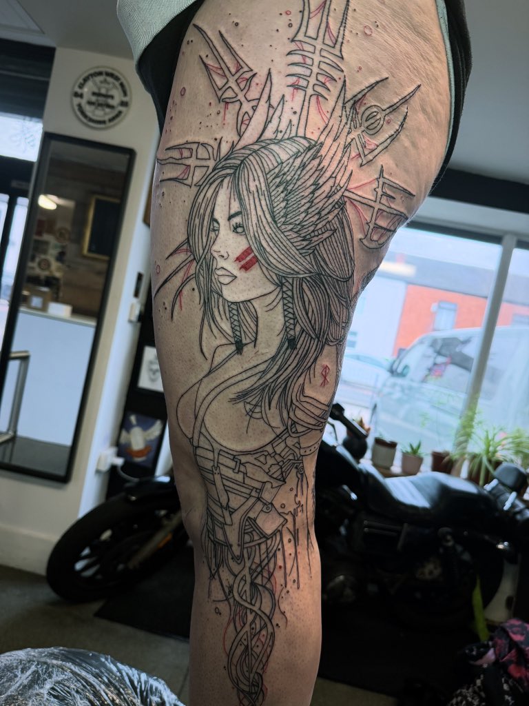 Joel_Tattoo_12's tweet image. First session on this cool Viking Valkyrie Goddess leg piece, more to come soon #oldempiretattoo #coils #handdrawn DM to book in your next Tattoo:)  #handdrawnart