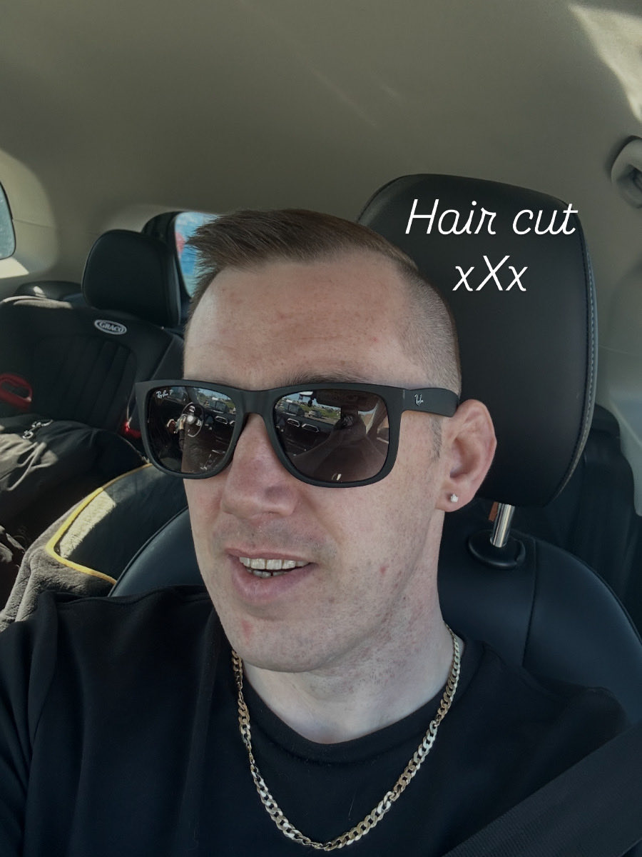 JamieOC74634607's tweet photo. Had my hair cut .. feeling hot hot hot 🔥 xXx https://t.co/Caf5tjHb29