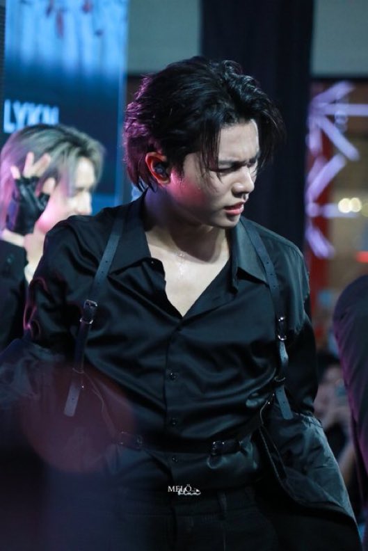 Ade (Because He's Mine) tweet media