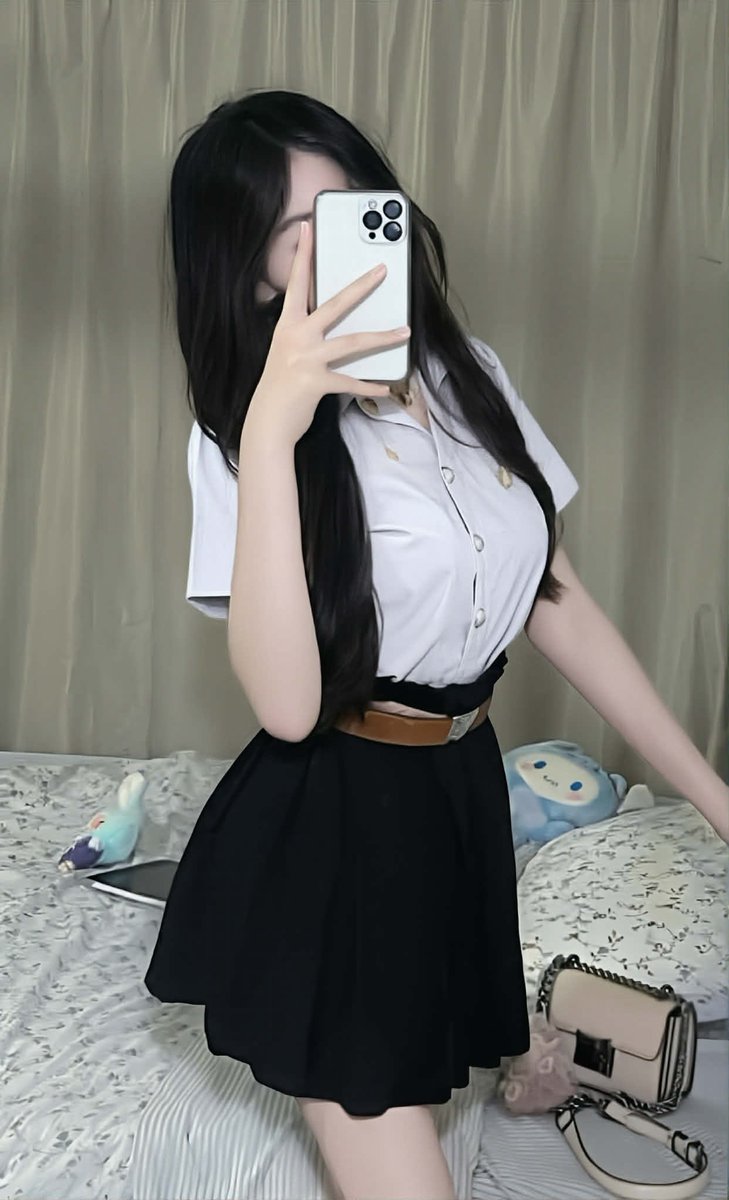 Chayaphakl's tweet photo. อยากโดนค่าชุดให้เท่าไหร่คะ #พัทยา #ศรีราชา #เครือสหพัฒน์ #เงี่ยนหี #ศรีราชารับงาน https://t.co/J6hEDTOUkr