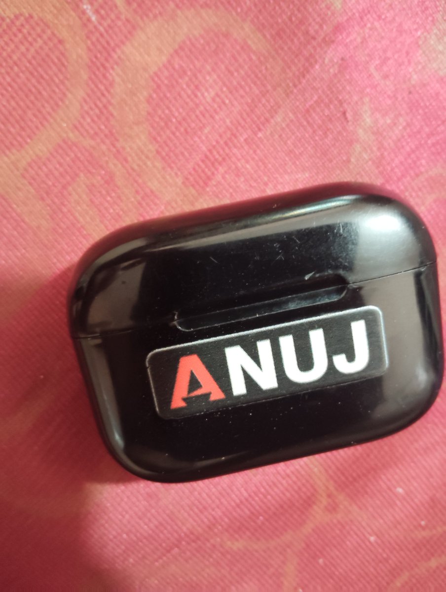 anujaway's tweet photo. Hello @RockWithboAt aman bhaiya; main apse jyada smart hu 😎 https://t.co/FhXLnj2k8r