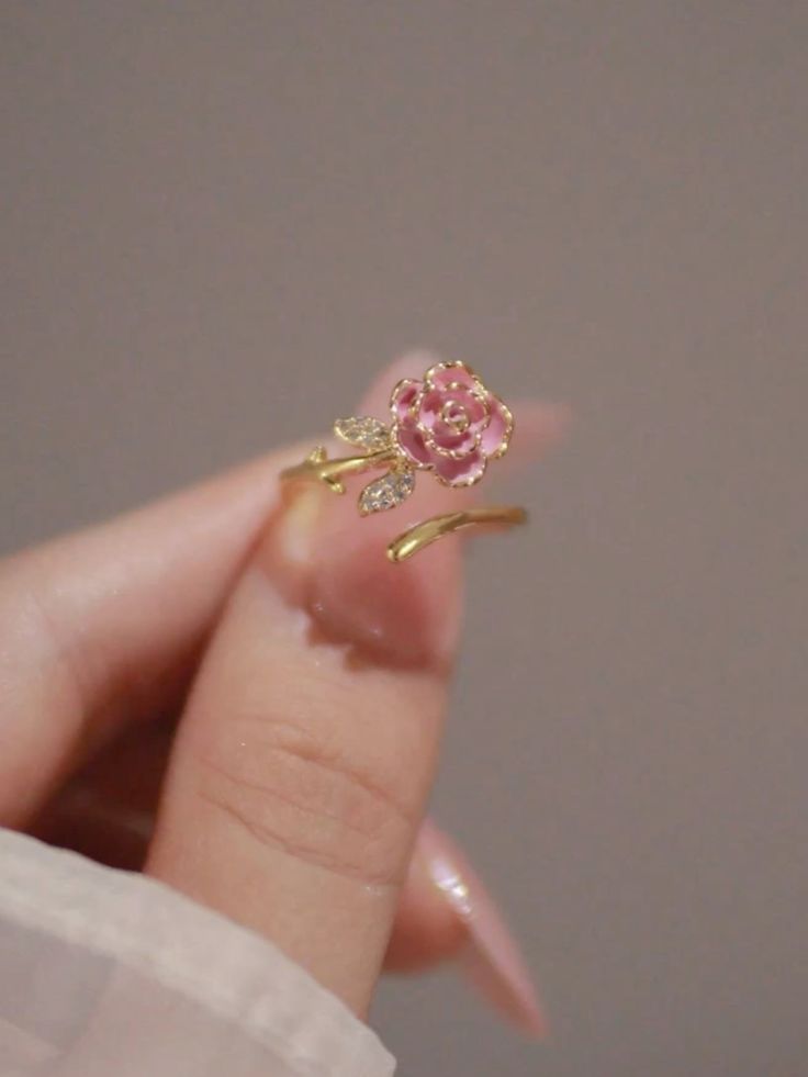 Dee⁷ 🪭🥂🍓 tweet media