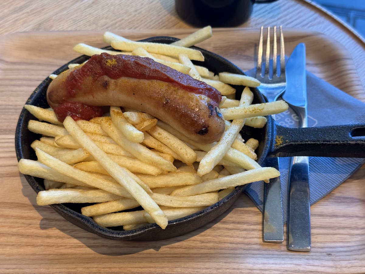 chikapon tweet media