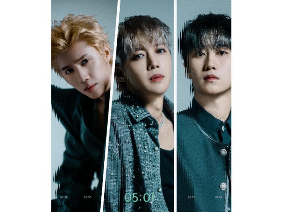 【#タワ渋kpop】
／
📢FIVE O ONE ニューアルバム『Set It Off』
タワレコ限定特典付き発売決定！
＼

また、『Set It Off』の発売を記念して
5/10(日)、11日(月)の日程でリリイベの開催も決定しました🎉

タワレココラボカフェにて
アルバムを前金予約していただいた方に