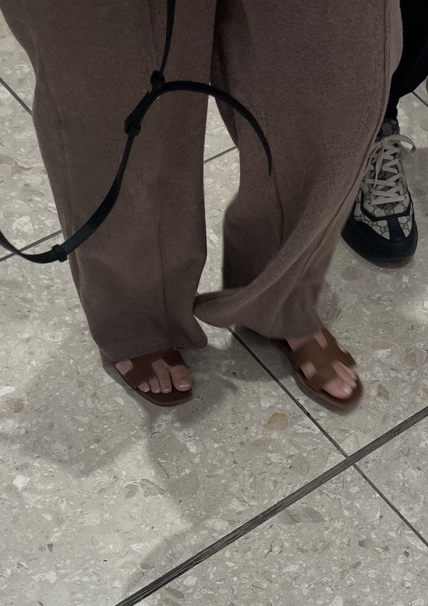 rayan942000's tweet image. #candid #pied #feet #beurette #snap
#marocaine