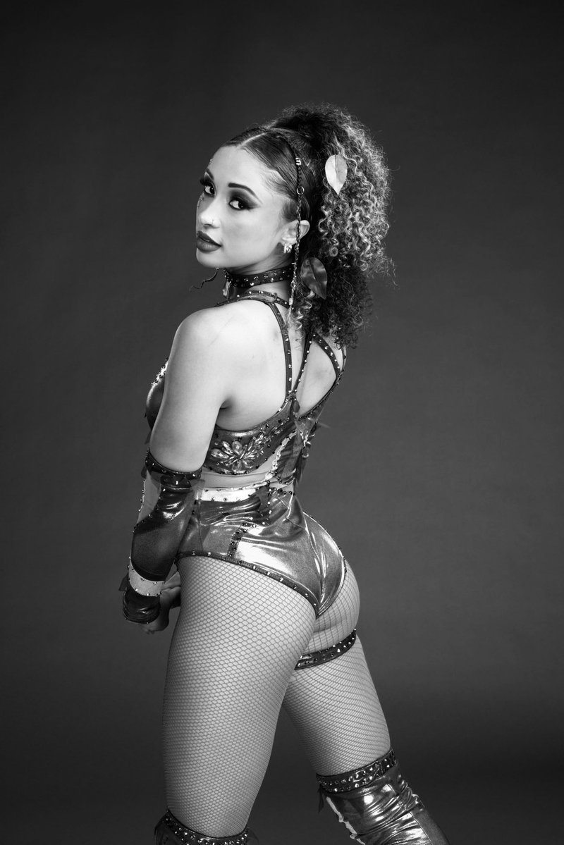 ~ { 𝐊𝐞𝐥𝐚𝐧𝐢 𝐉𝐨𝐫𝐝𝐚𝐧 } ~ 𝐑𝐏 🖤 tweet media