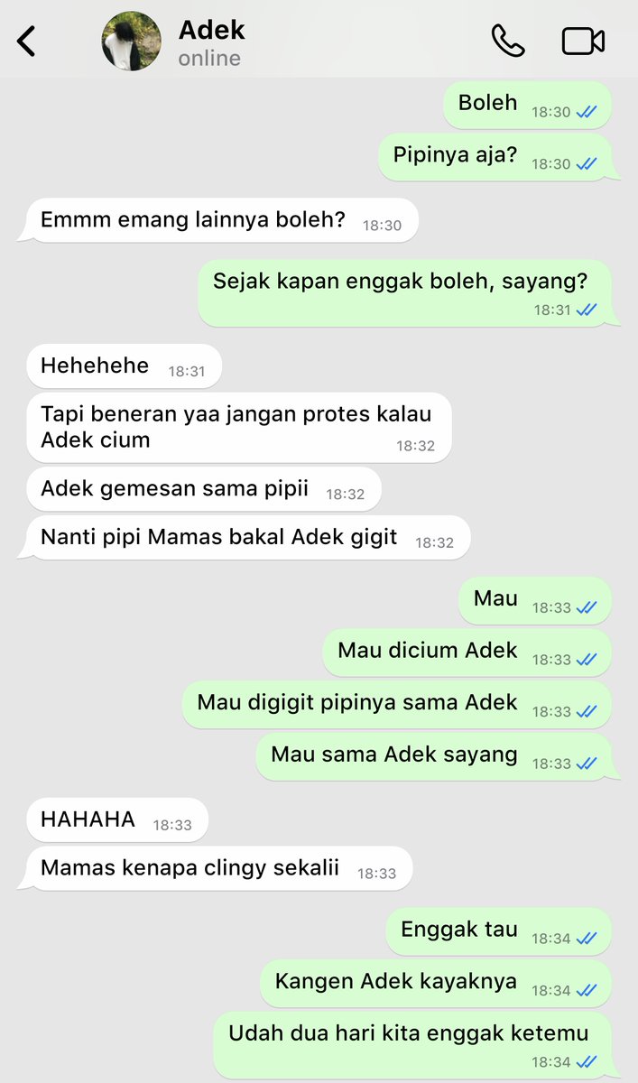 artenstar's tweet photo. #sunnote fake relationship few tweets au.

cuma tentang sun, note, dan dua minggu hubungan palsu yang mereka jalani. https://t.co/O9VZuAODSH