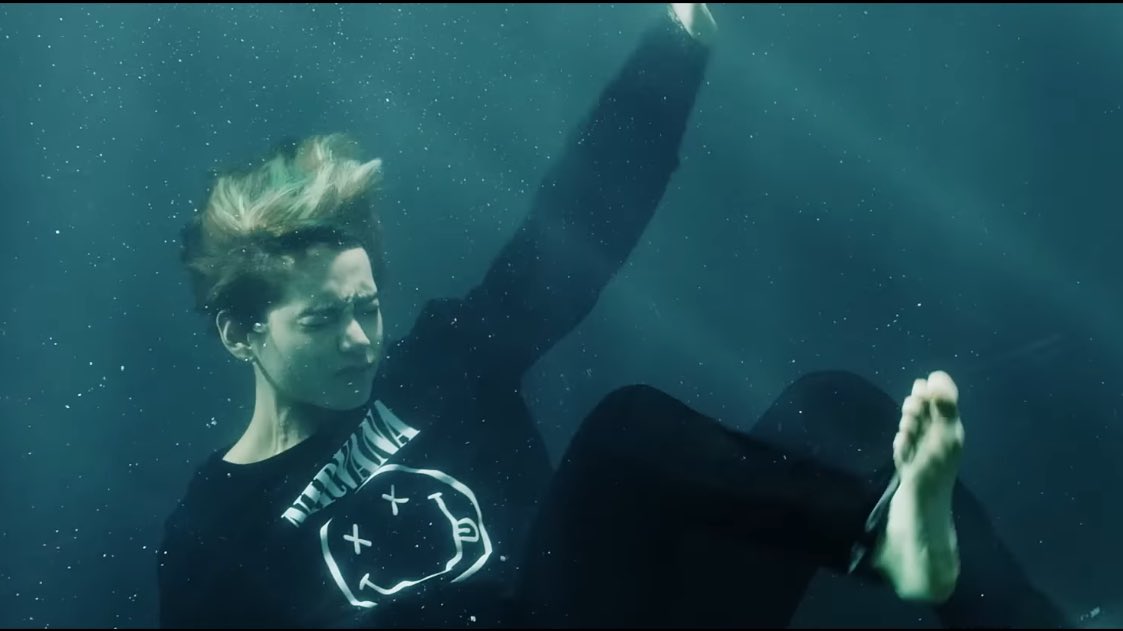 ฟจ⁷🪭 tweet media