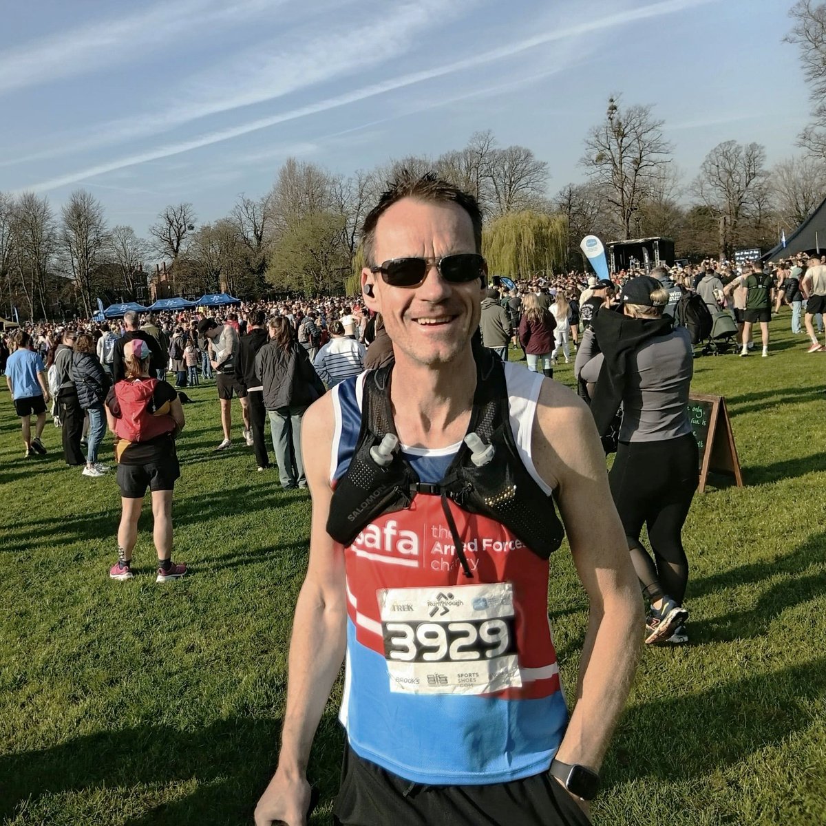 SSAFA's tweet image. "We’ve never forgotten the support we received from SSAFA."

📰 #Gloucestershire man runs #LondonMarathon for @SSAFA in brother’s memory ▸ ssaf.as/1Ip

This year marks 10 years since Tim O’Sullivan’s brother, Peter, a former Paratrooper, tragically took his own life.