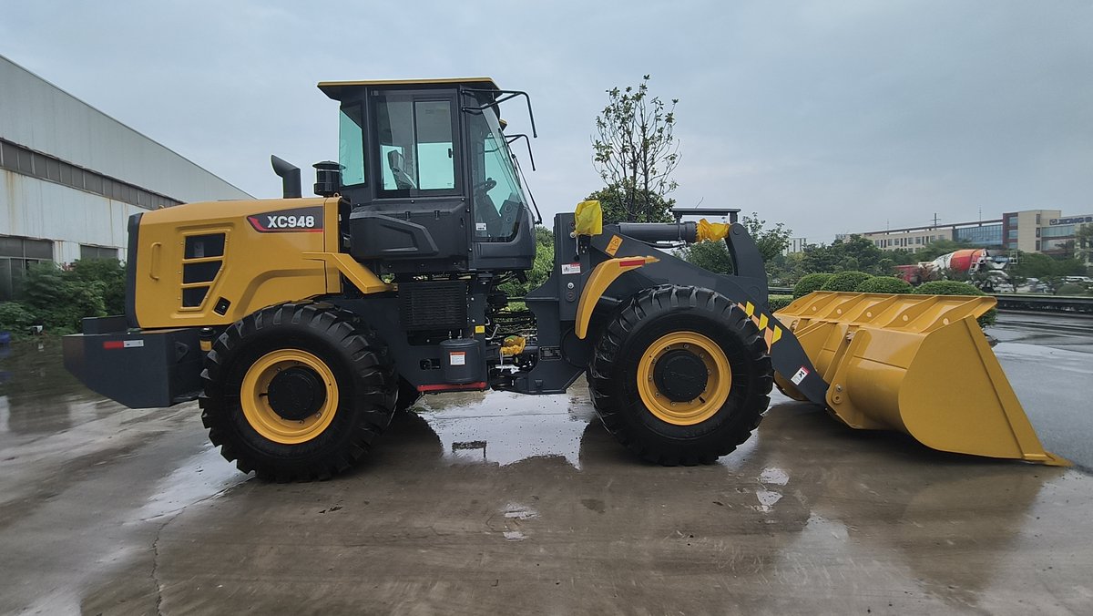 silvia_kagamiko's tweet photo. @komatco  ✨XCMG 4Ton Wheel Loader XC948✨
📧Email: silvia@komatco.com
🥰Welcome to inquiry: +86 19861971619(WhatApp &amp; WeChat)
#XCMG #wheelloader #xcmgloader #constructionmachine https://t.co/pCL7F9AWCr