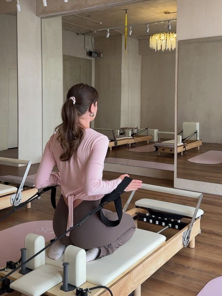 Diorgirlx's tweet photo. pink pilates princess 🎀💗 https://t.co/nW92eTB7XX