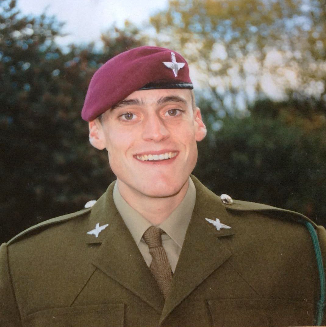 SSAFA's tweet image. "We’ve never forgotten the support we received from SSAFA."

📰 #Gloucestershire man runs #LondonMarathon for @SSAFA in brother’s memory ▸ ssaf.as/1Ip

This year marks 10 years since Tim O’Sullivan’s brother, Peter, a former Paratrooper, tragically took his own life.