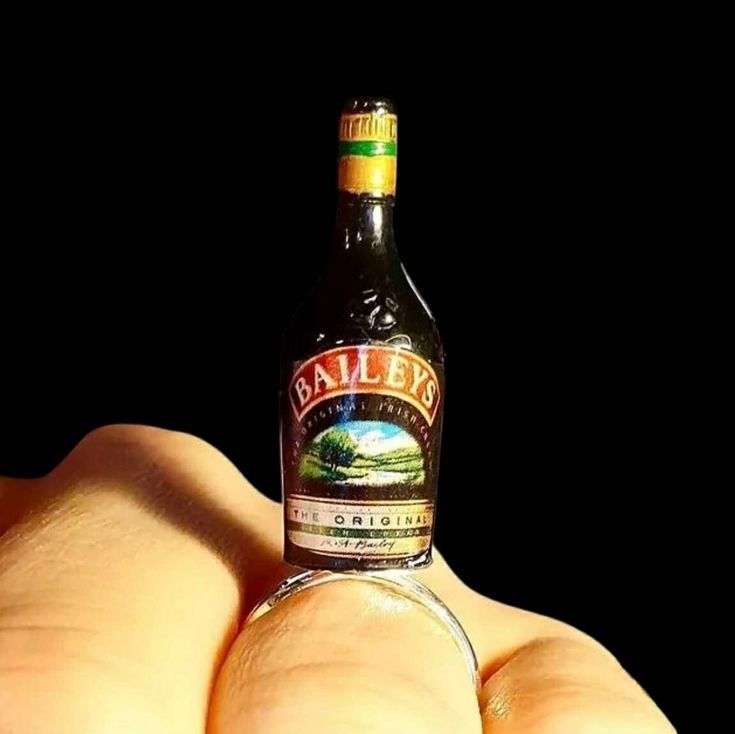 Dee⁷ 🪭🥂🍓 tweet media