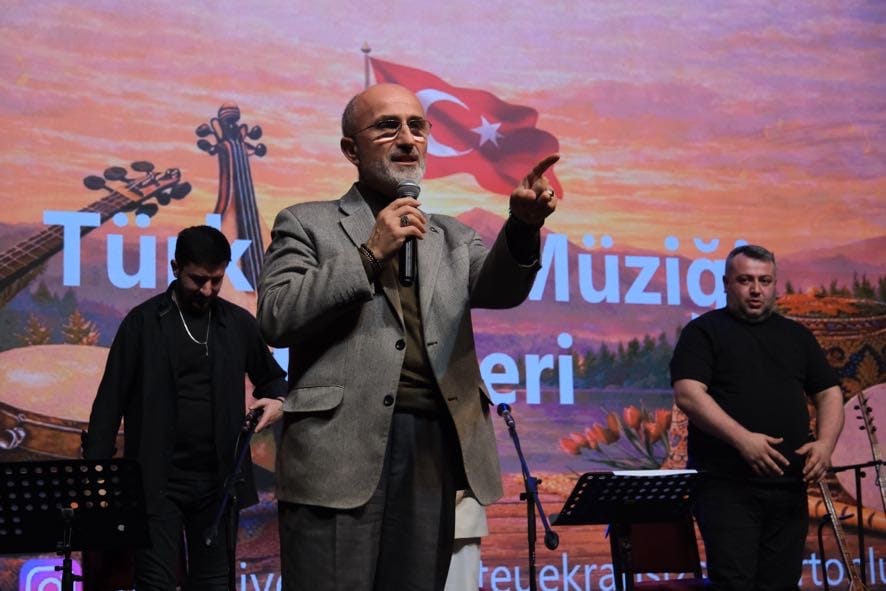 Merhamet ve vicdan ilkemiz, kıblemiz insan; insan dediğin bunlarla "İNSAN"...