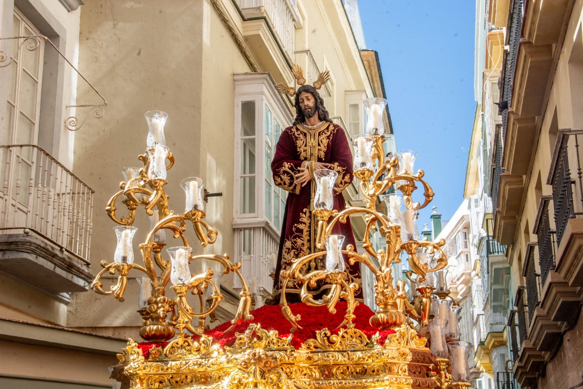 FBorjaChamorroG's tweet photo. 📸 Domingo de Ramos Cádiz 2026.

🔴⚪️ Las Penas.

@laspenascadiz https://t.co/K9oLdQOgVu