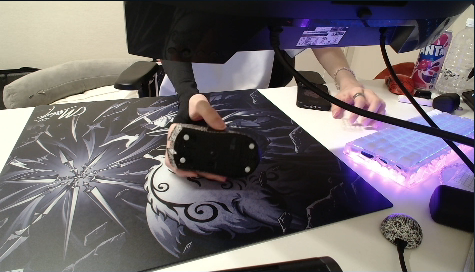 Gamingyuyuyun's tweet image. Meiyさん愛用し爆売れすぎて在庫切れしてた
ESPTIGER  Arc1 在庫復活中
amzn.to/4txlFkf

ちなみに
ソールの張り方は4点ばりに変更されてました
またガラスパッドのシリコン塗装は剥がしてMeiy×Pulsarガラスパッドそのままの表面に変更したとのこと