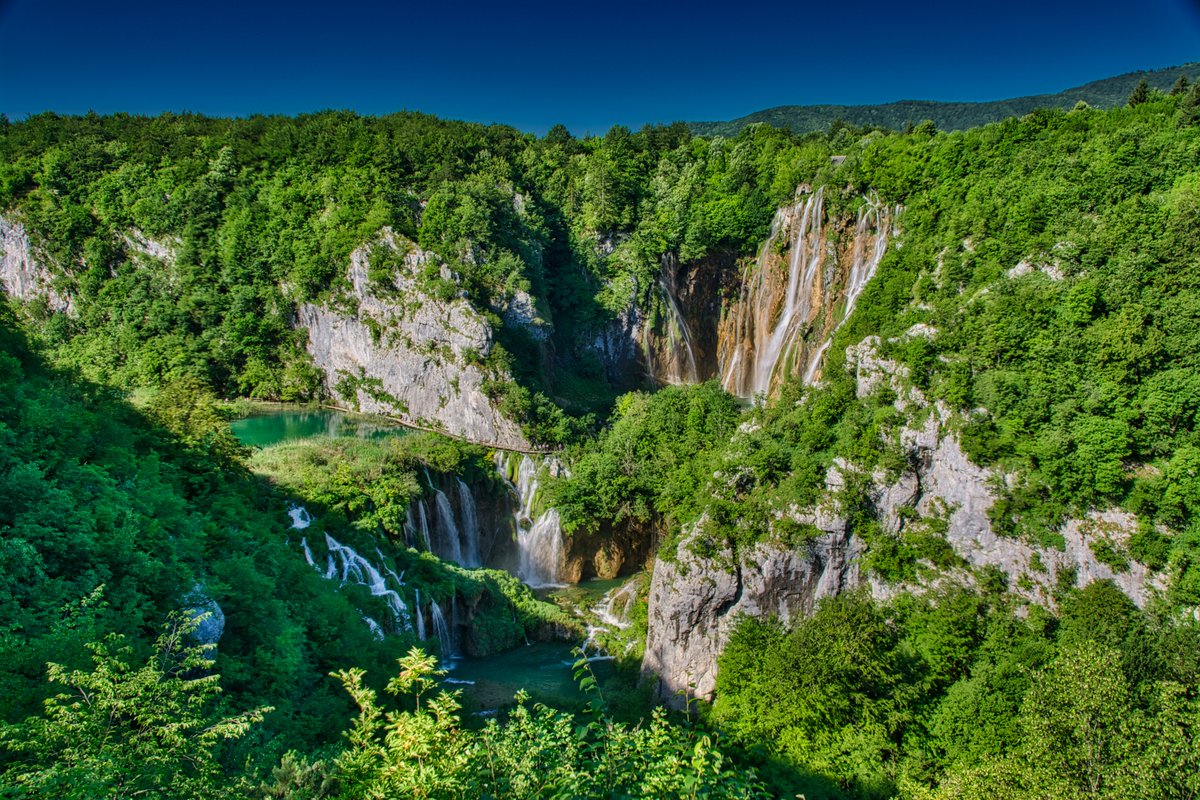 Plitvice Lakes National Park tweet media