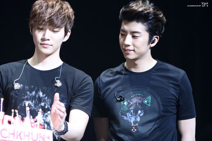 HottestO4O9O8's tweet photo. π₯π§
#2PM #Wooyoung #Junho #WooHo https://t.co/XJm3nEFCL6