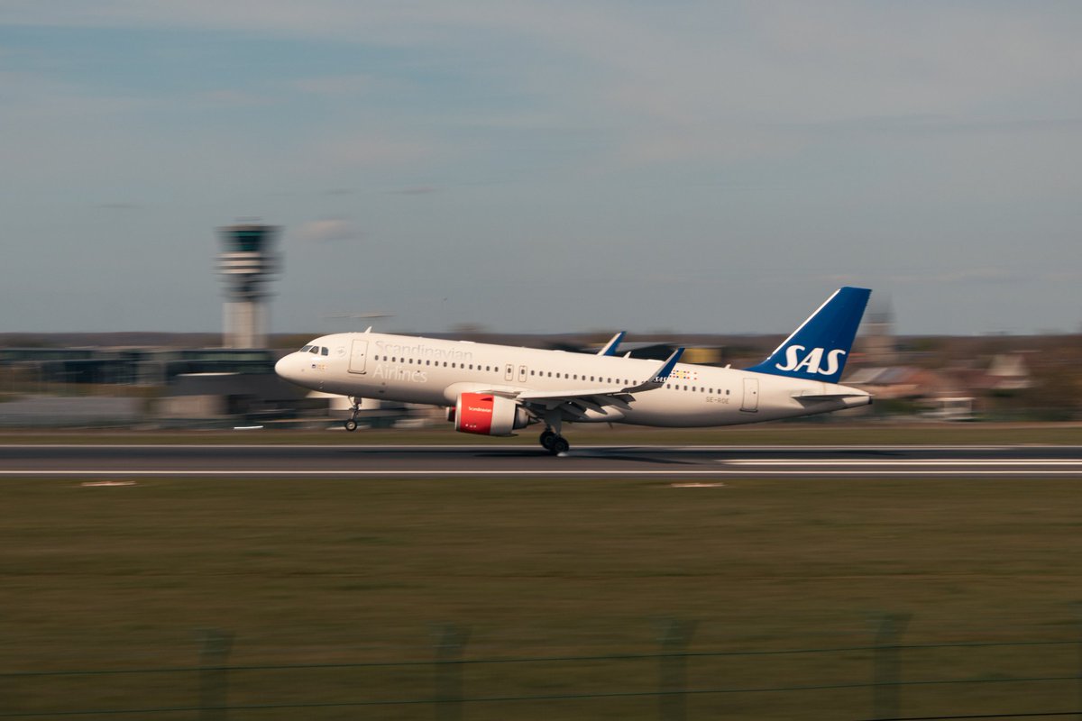 ietsleuk's tweet photo. vliegtuigspotterspotter https://t.co/S1oqTo7JY1