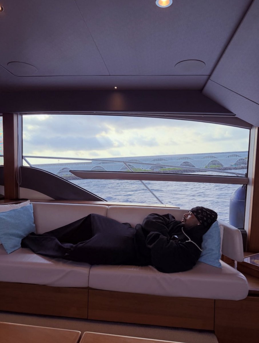 GIRAN REPUBLIC tweet media