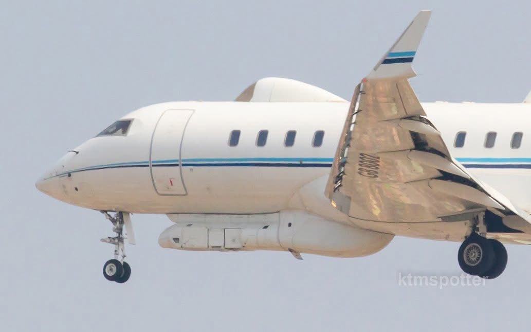 Platypuss_10's tweet image. Indian Air Force Bombardier Global 5000 Inbound to Tribhuvan Int. Airport (KTM) Kathmandu, Nepal with two senior diplomats.