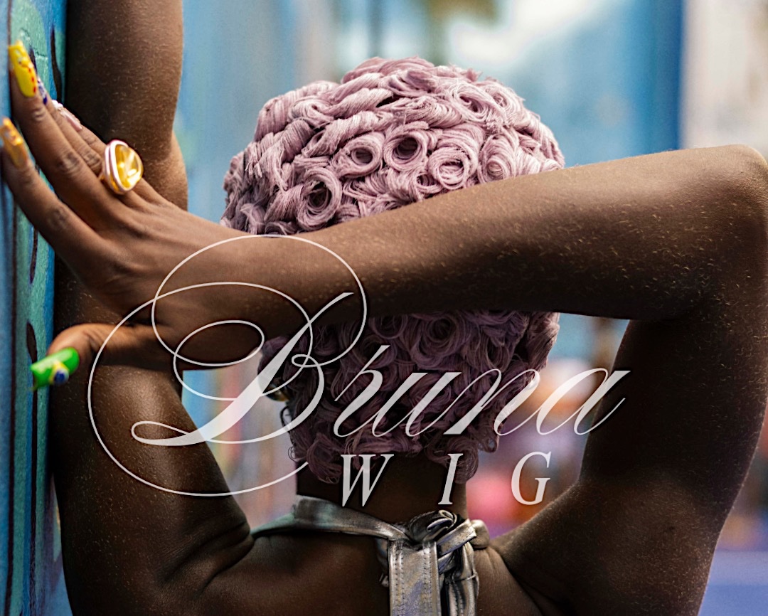 “Bruna” 
Denim on Lace Cap Wig 

Rocinha Favela 

Rio de Janeiro, Brasil 

Photographer : @jassieuo 
MUA : @braboisbeauty 
Nails : @nails_by_ceci
Accessories : @ suggestione_joias
Body suit: Ateliê da Bibia